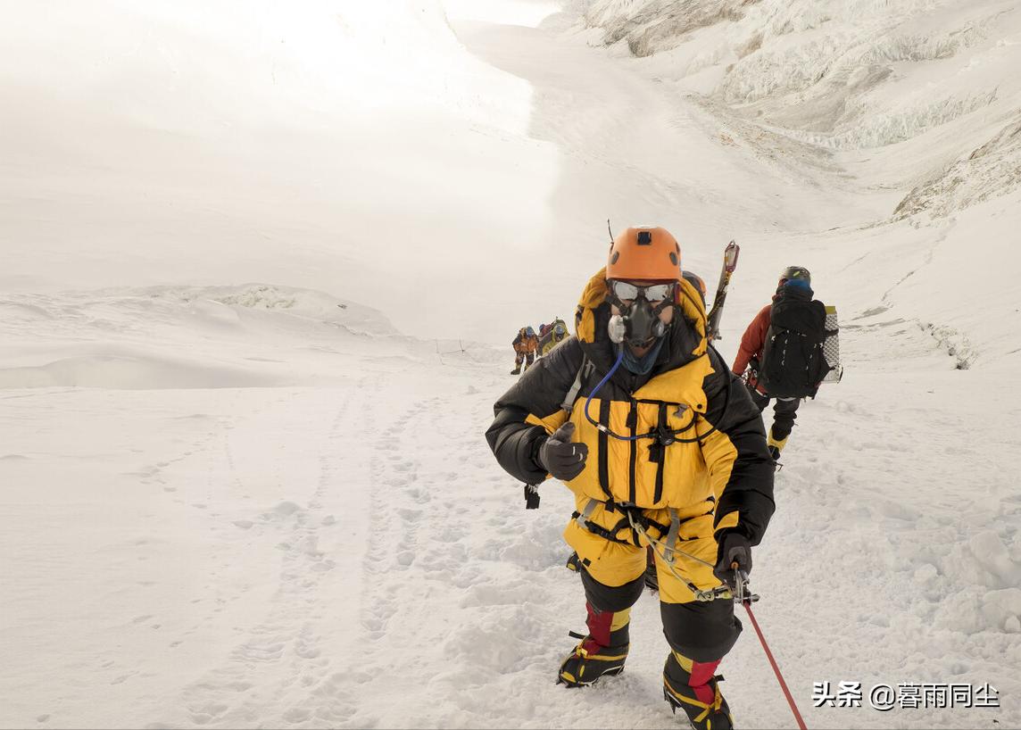攀登珠穆朗玛峰的最小年纪纪录,珠穆朗玛峰最新登顶纪录感受