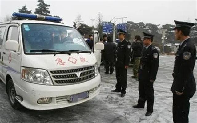 黑救护车怎么挣钱,黑救护车的真实收入