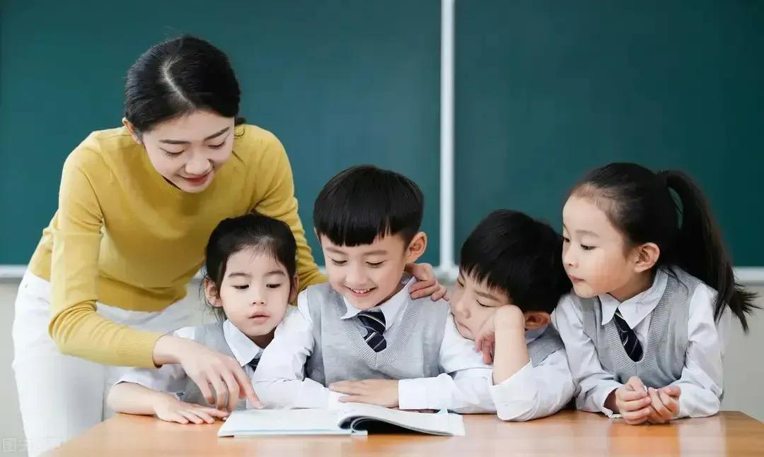 2018年乡村教师待遇提高消息,甘肃省农村骨干教师的待遇