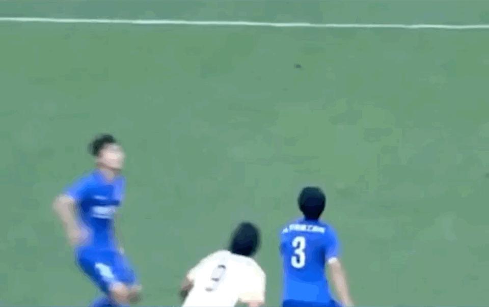 少林功夫足球周星驰搞笑段,周星驰功夫一点都不好看