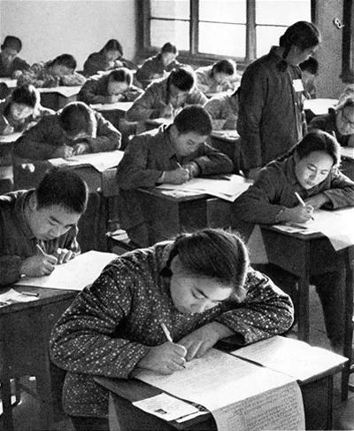 缅怀，*小平邓**逝世25周年！*小平邓**：我是中国人民的儿子