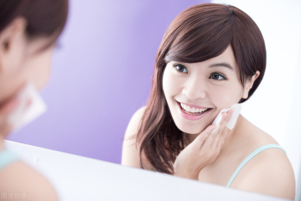 护肤分享每天十分钟让你皮肤白嫩,日常护肤小知识蜂蜜牛奶