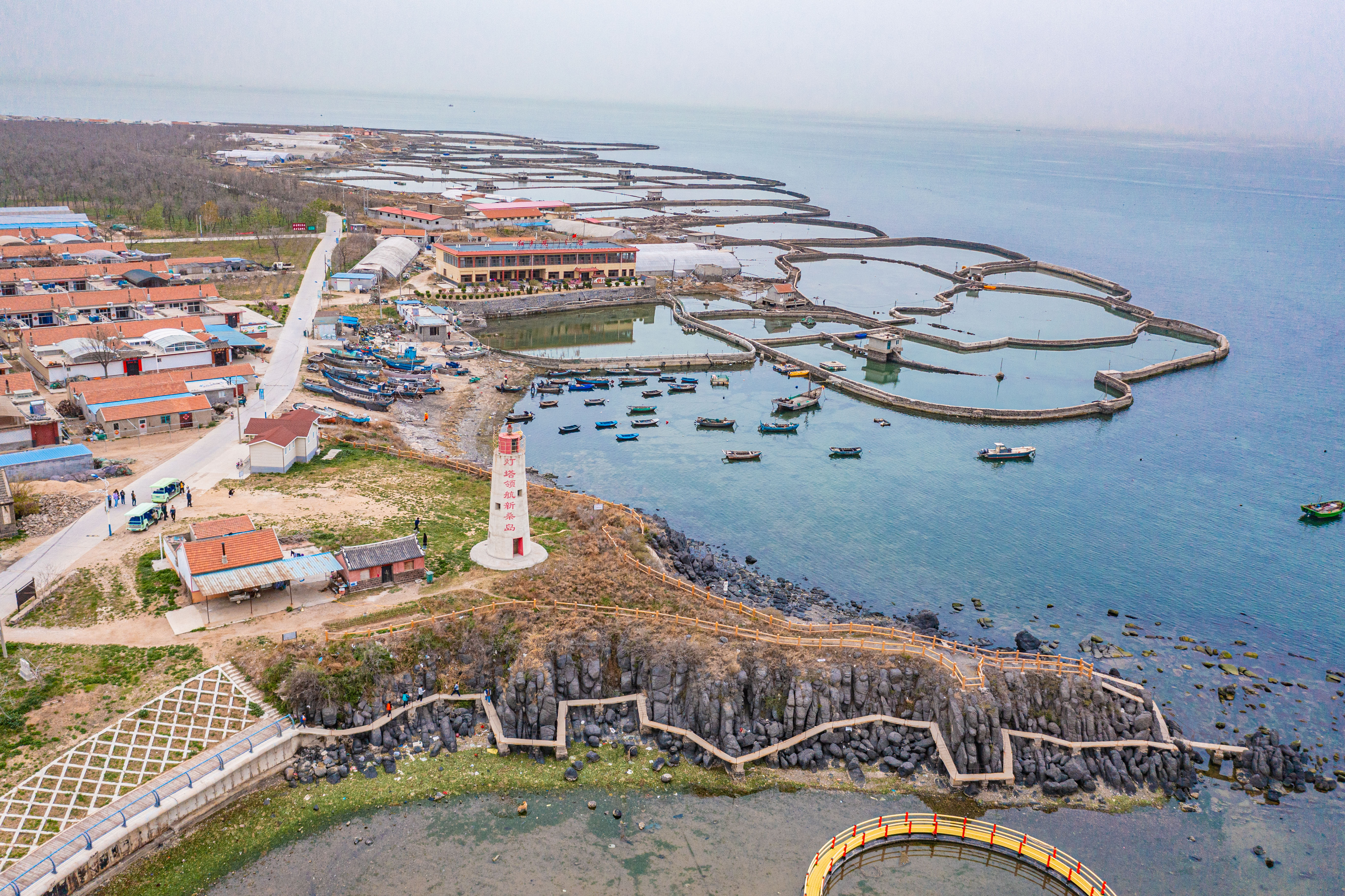 见山与见海,山东海滨小城龙口市
