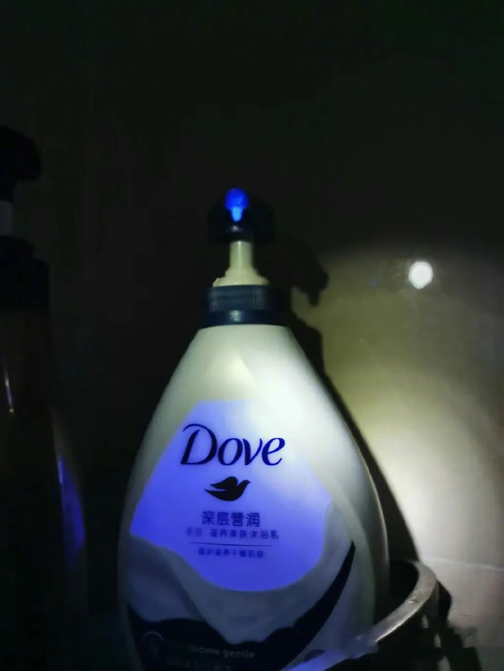 多芬最新微博,多芬成名作视频