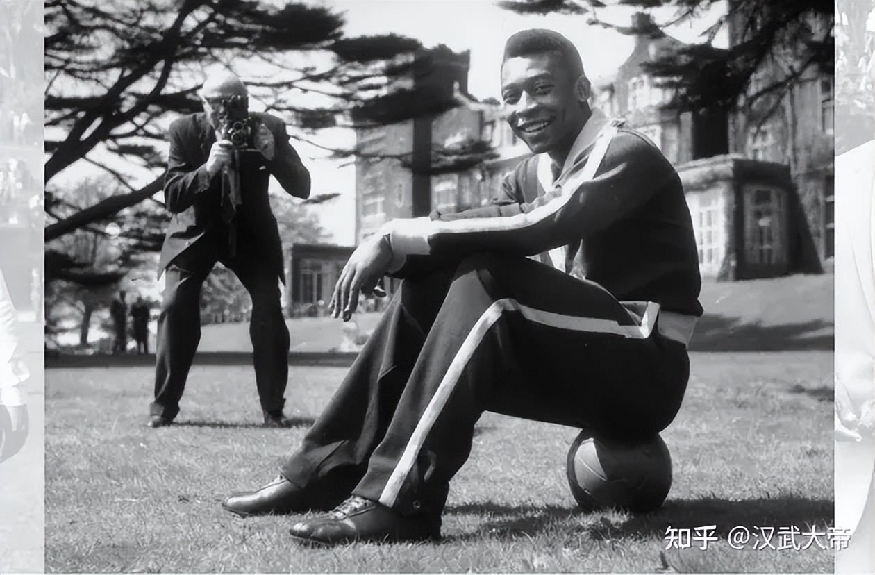 1970年世界杯巴西球员缅怀贝利,巴西足球第一人贝利