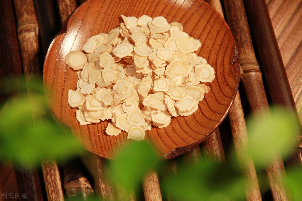 72岁老人血管堵塞需要手术吗,70岁血管狭窄怎么办