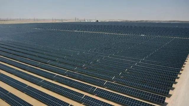 卡塔尔花2200亿全部项目,卡塔尔花了2200亿什么概念