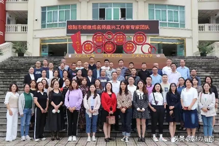 乘风破浪开新局逐梦前进再启航,乘风破浪勇向前再创学业新辉煌