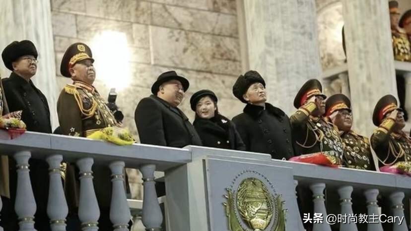 虎父无犬女！10岁朝鲜千金气场太强，1万2儿童外套穿出大佬范