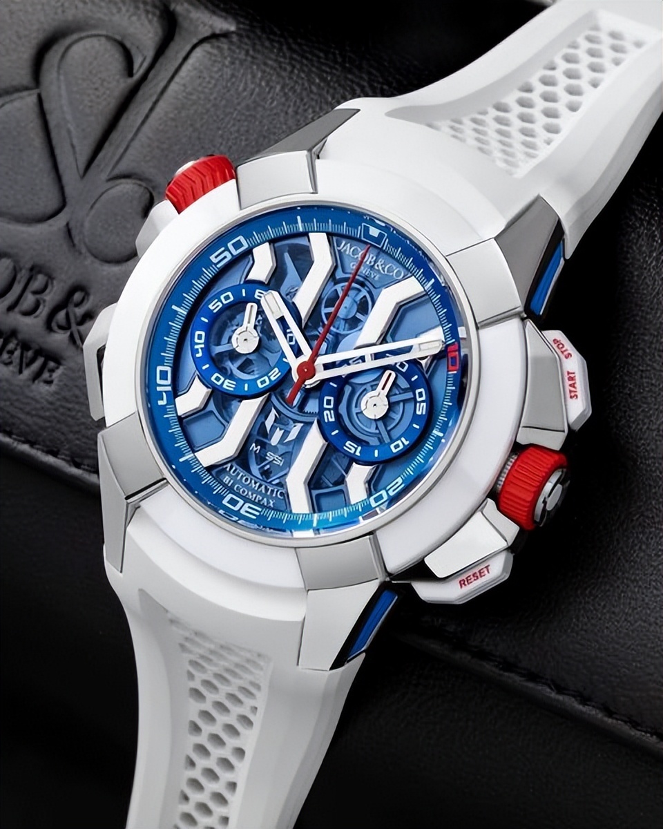 梅西阿根廷世界杯夺冠一刻,梅西阿根廷夺冠收藏比赛用球