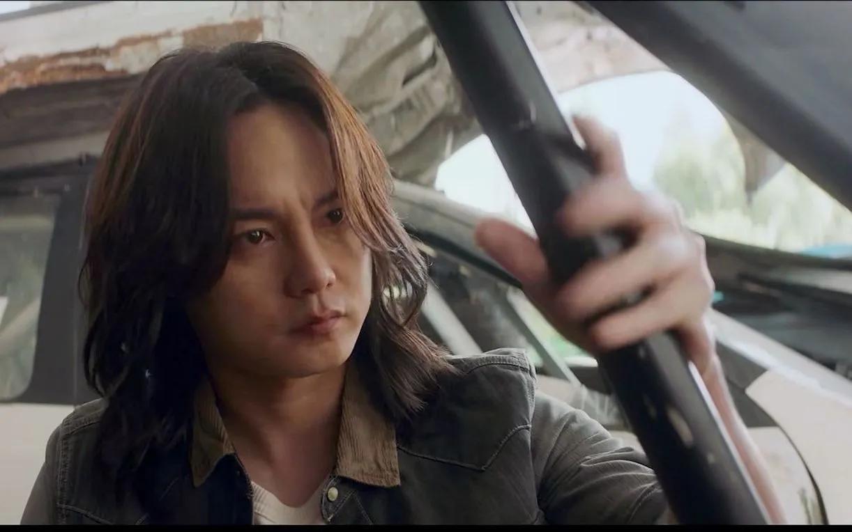 从“套好安全带，带好安全套”看韩寒