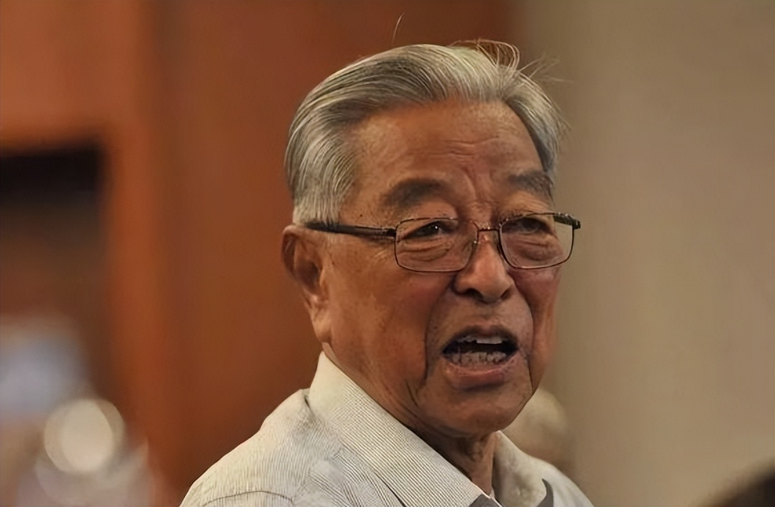 烟草大王褚时健为何入狱,50岁入狱73岁创业女版褚时健