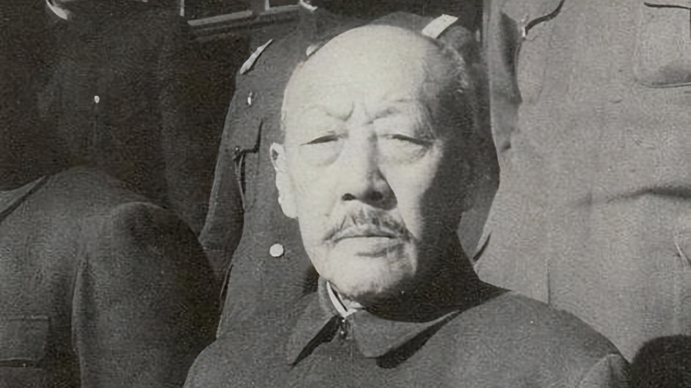 汉奸为什么都是中分头,为什么影视剧里汉奸都是中分