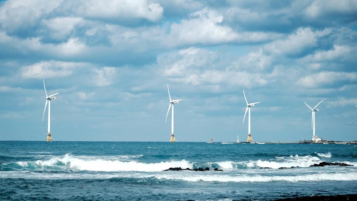 240多米的大风车,1米长的大风车