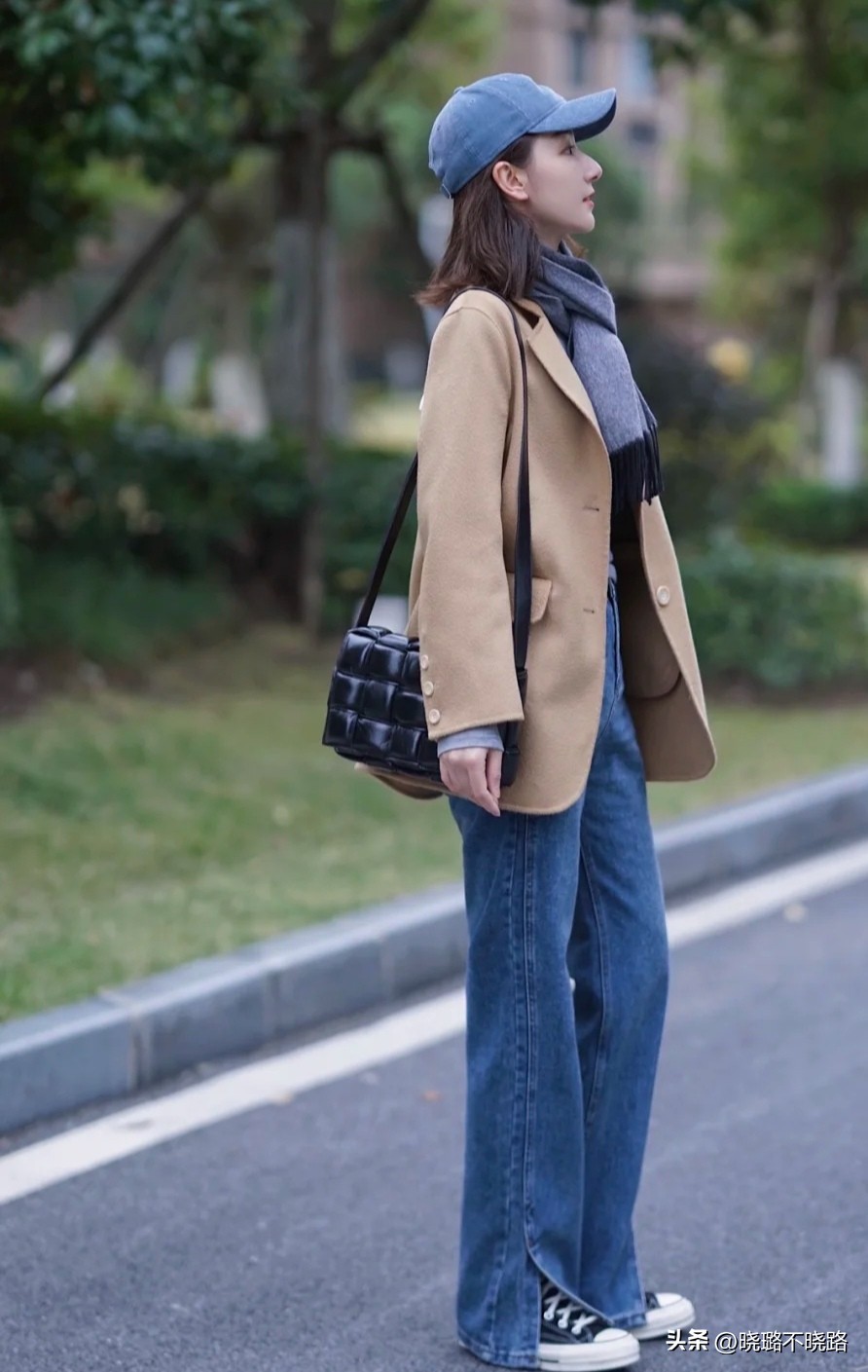 烟管裤搭配毛呢西装外套,西装烟管裤穿搭女春秋搭配高级感