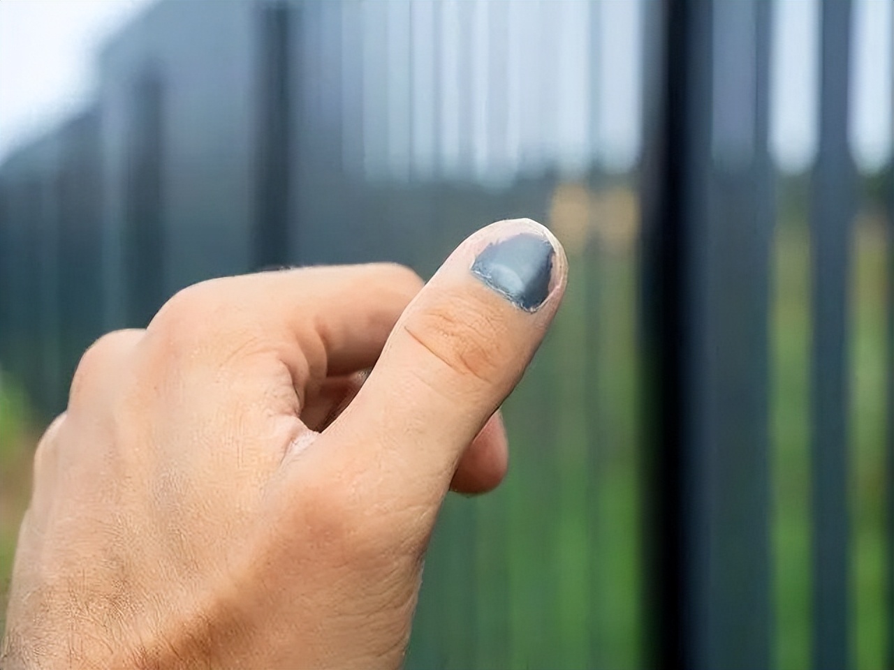 汉族小脚趾甲是两瓣的,汉族小脚趾甲是两瓣图片