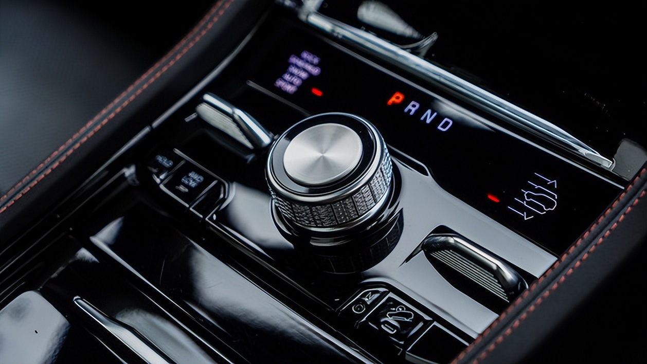 jeep大切诺基4xe落地价西安,全新jeep大切诺基柴油