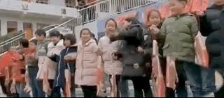 要点脸，再烂就自我封杀吧