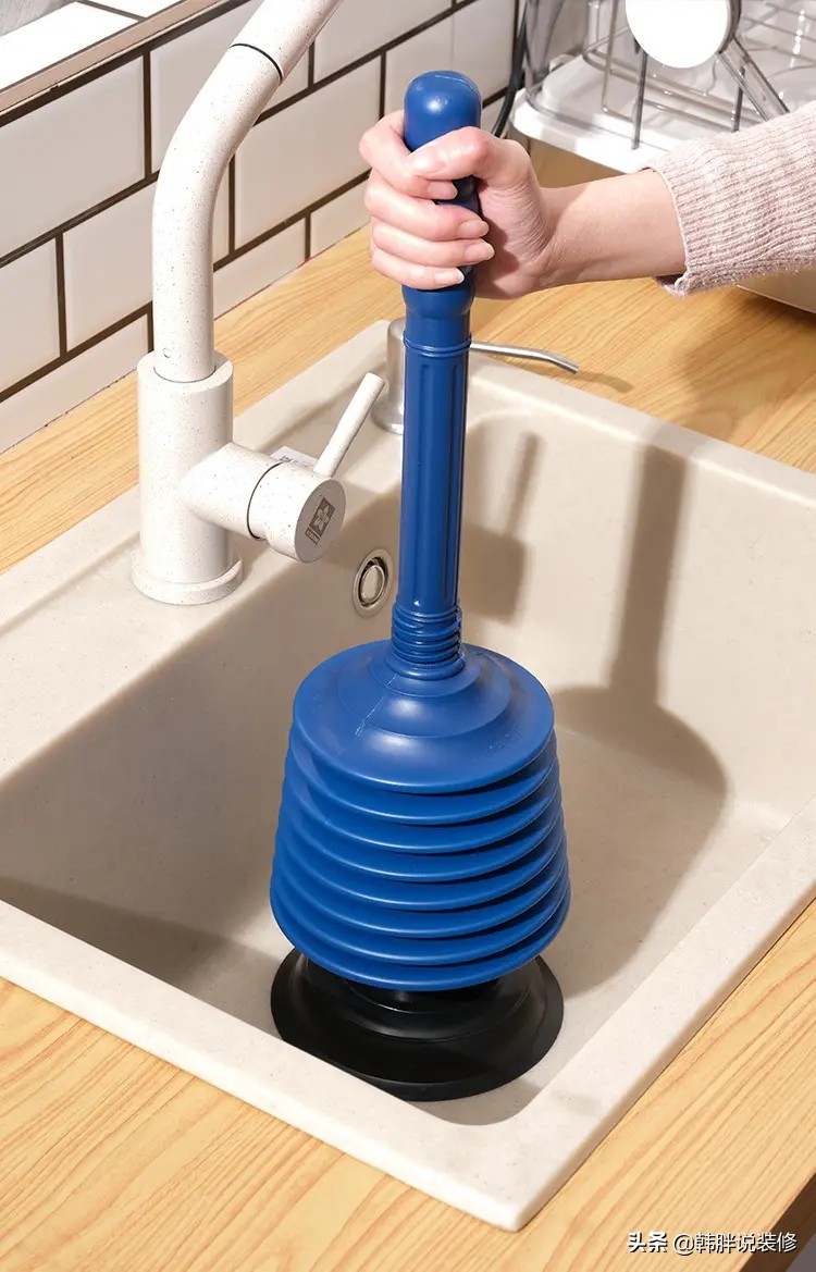 洗手池下水道堵了有头发怎么疏通,厕所下水道堵了哪种疏通器最好用