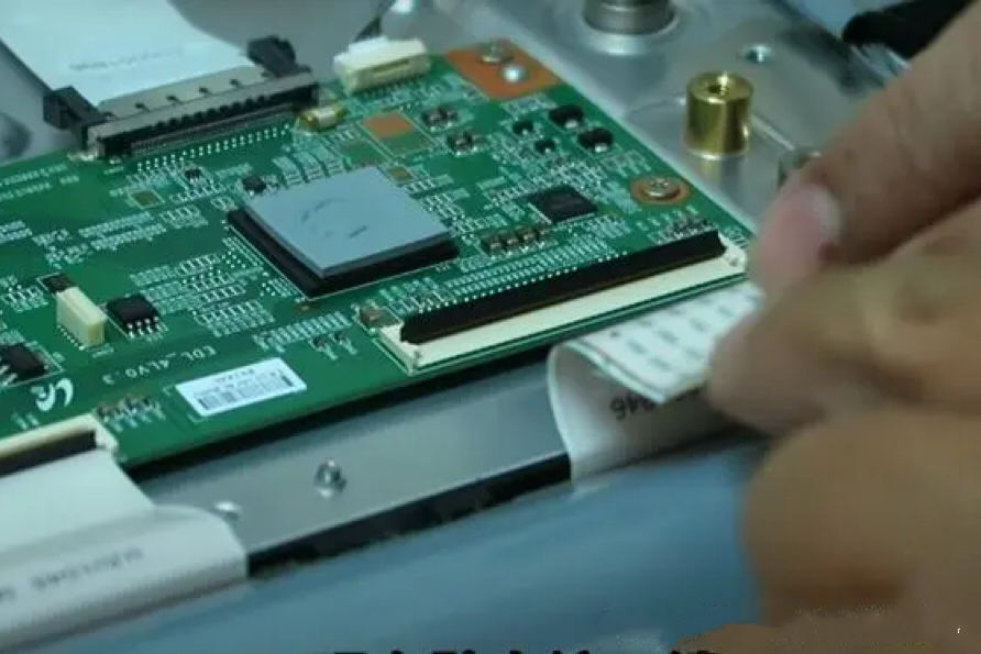 液晶电视维修教程花屏,液晶电视维修教程有声音无图像