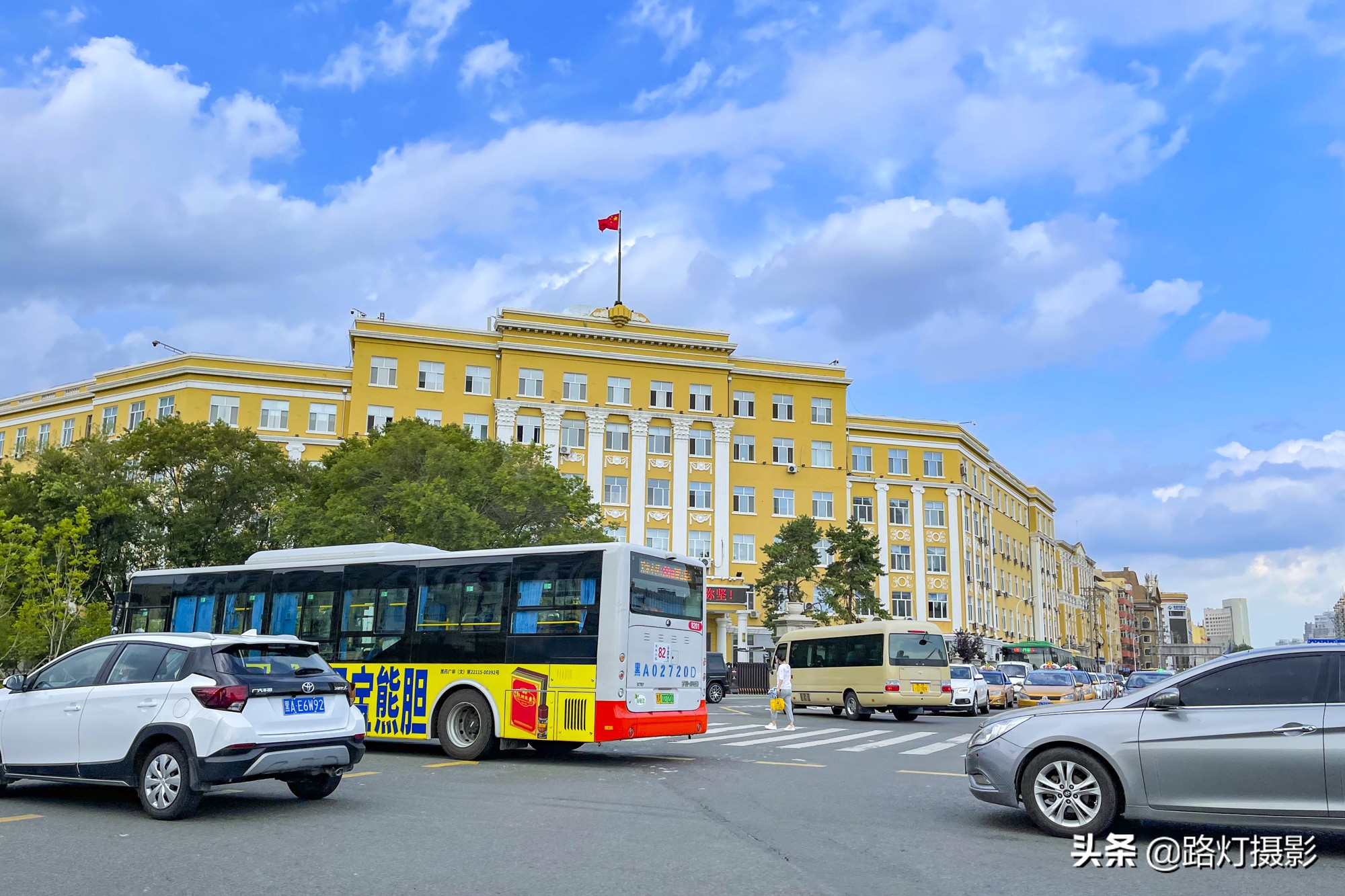 人口跌破1000万,“东方小巴黎”辉煌不再,哈尔滨到底怎么了?