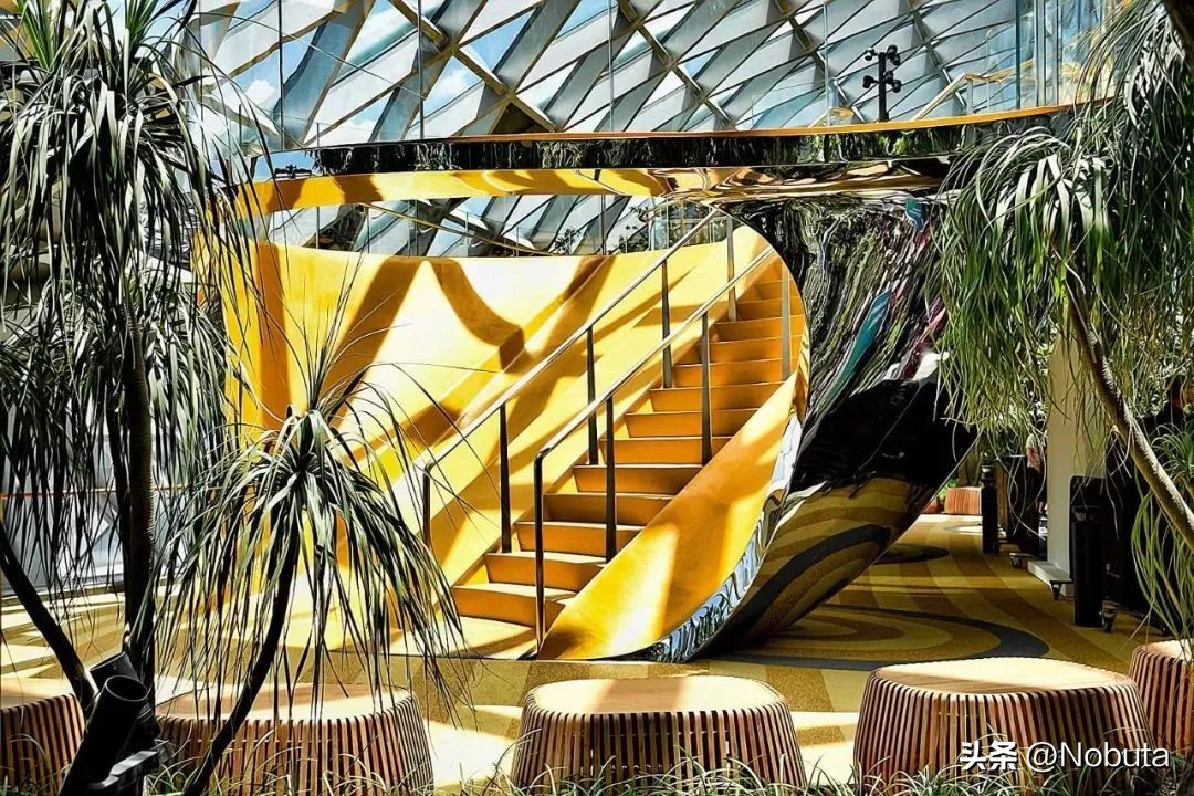 这样的飞机你敢坐吗,令人震撼的机场