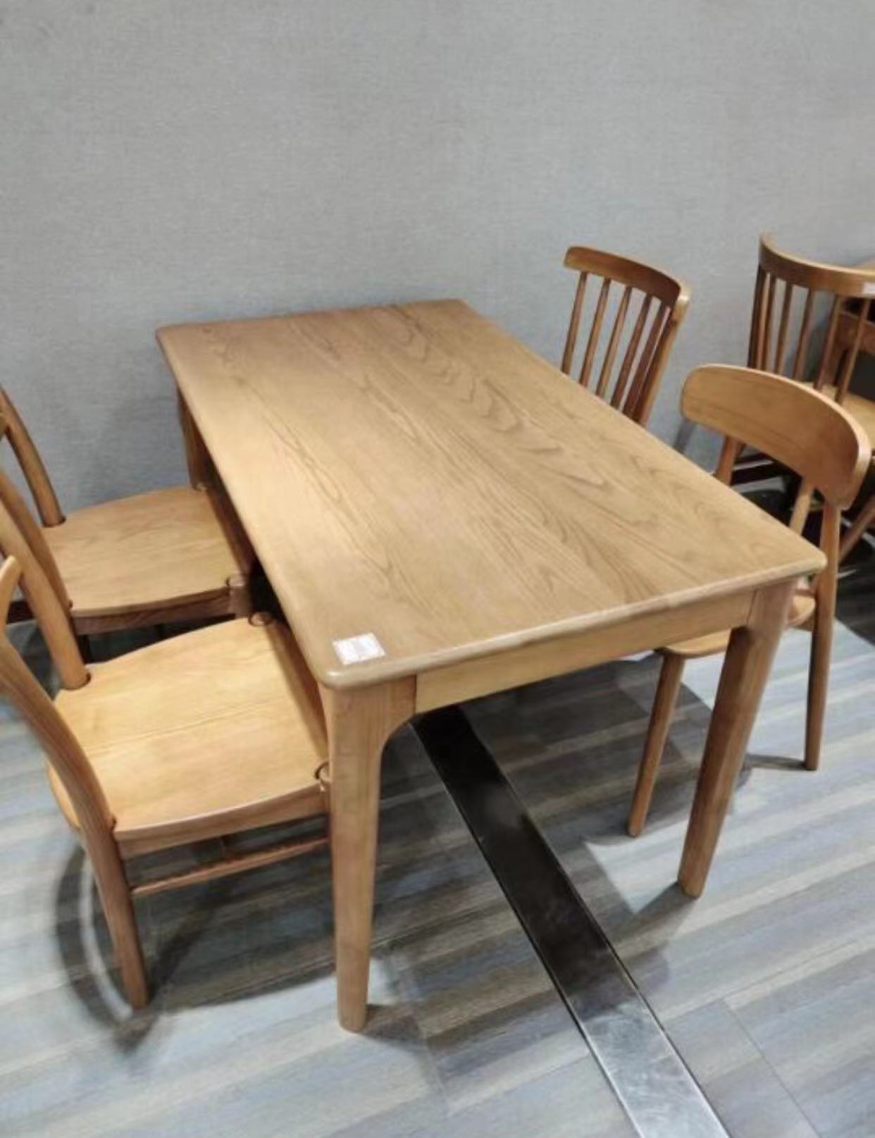 岩板餐桌容易断裂该怎么选,岩板餐桌使用过程中会裂吗