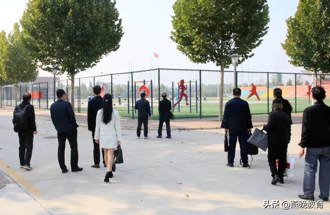 东莞育才教育集团到武邑宏达东方学校参观交流