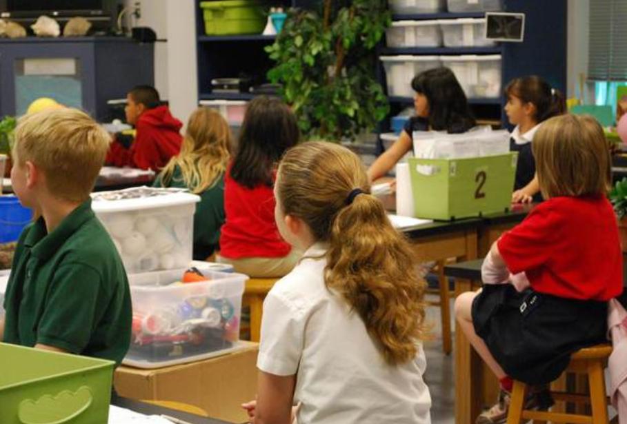 美国女孩艾米丽在中国,美国小女孩艾米丽现在长大了