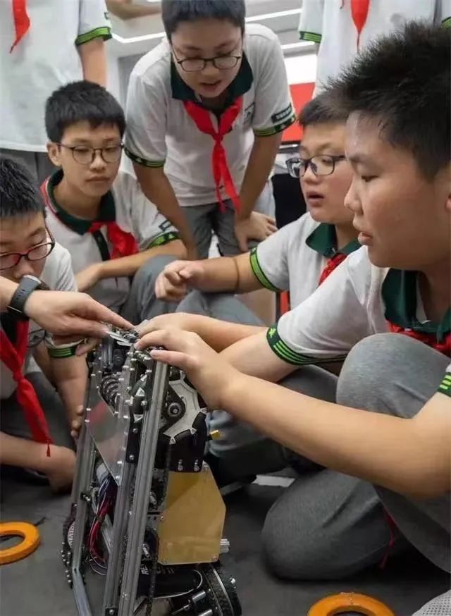 一句话总结南京高校,三句话赞美学校