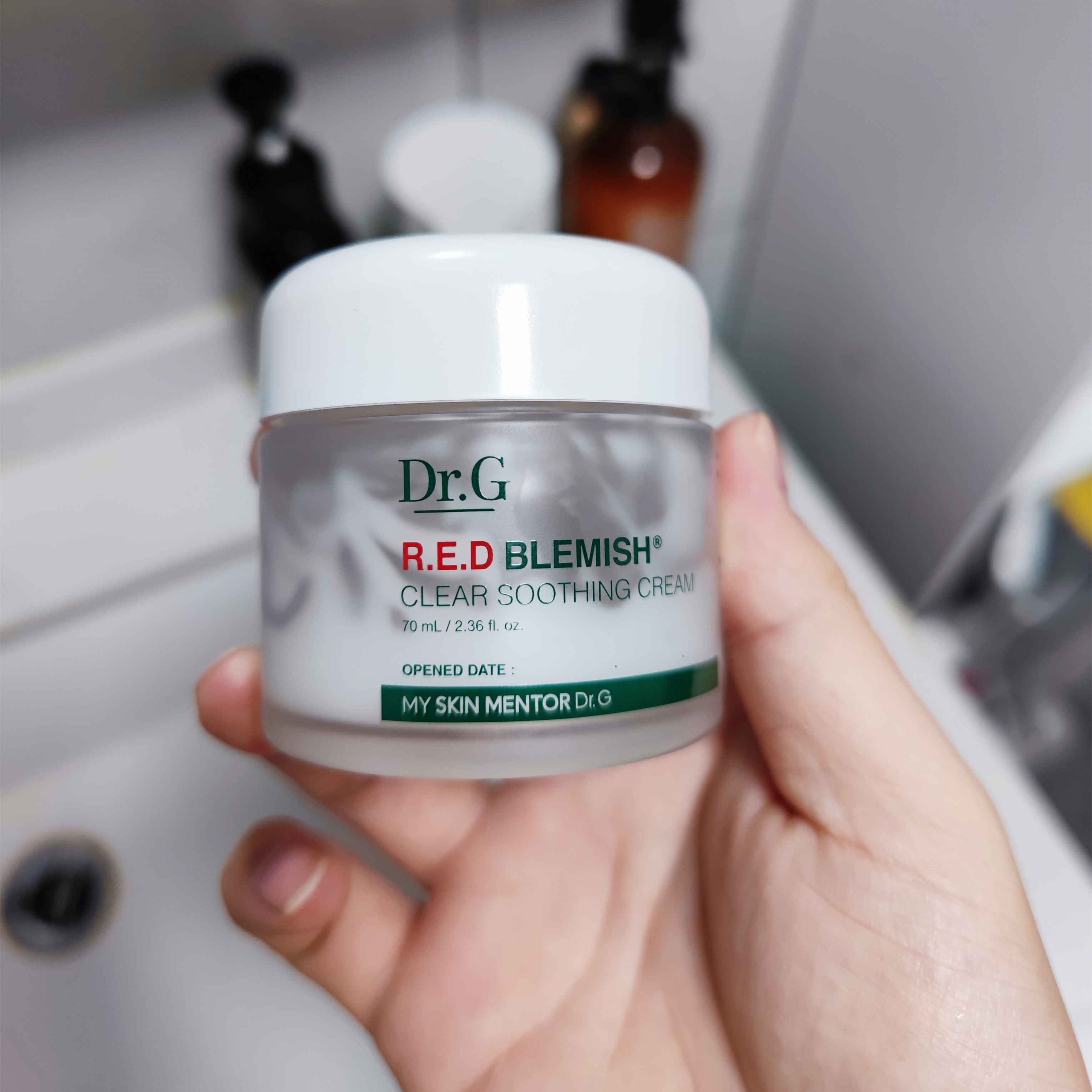 如何告别小油皮男士护肤品,男士哪个牌子护肤品适合混油皮