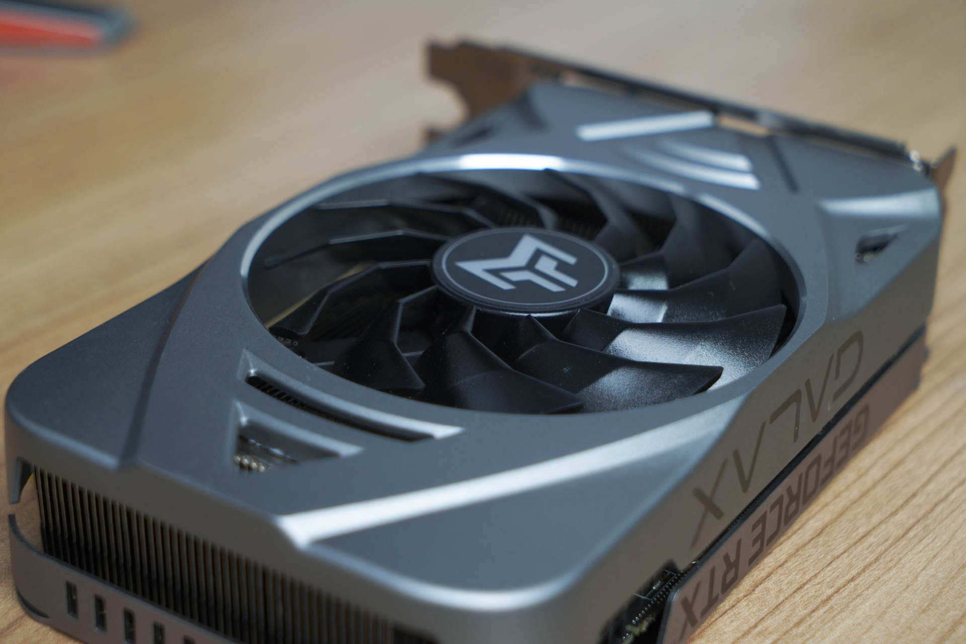 5700g后期可以加什么显卡,5700gvega相当于什么显卡