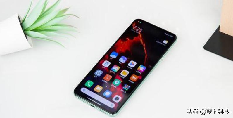 redmik50棣栧彂澶╃帒8100,redmik50澶╃帒鐗堟湰璇勬祴