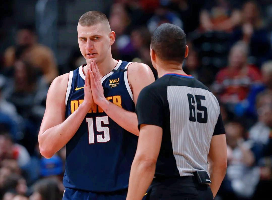 约基奇超乔丹已成历史第一,库里杜兰特约基奇一队怎么样