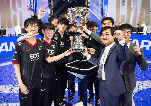 edg老板公开致歉,edg老板承诺夺冠奖励一套房视频