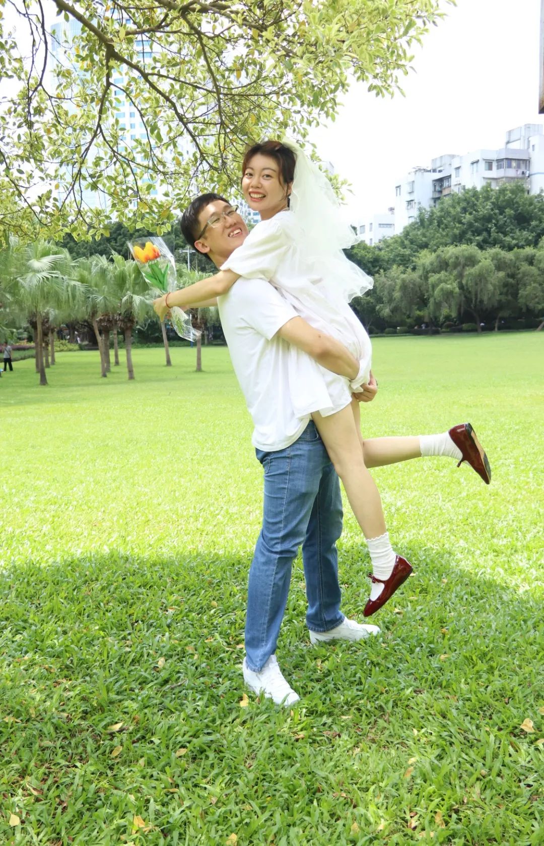 7月份人来人往街道,7月北京人山人海