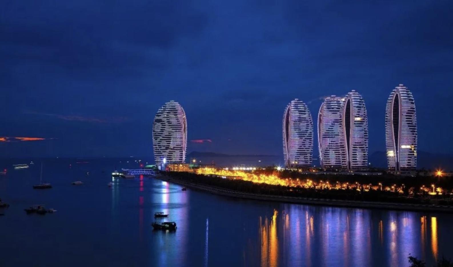 海南全岛封关后将享受零关税优惠政策，旅游购物都会更便宜