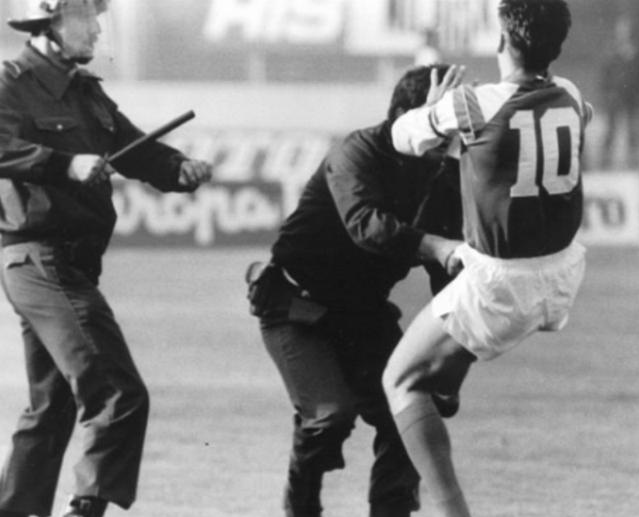 卡塔尔世界杯争议大揭秘,卡塔尔世界杯在争议中推进