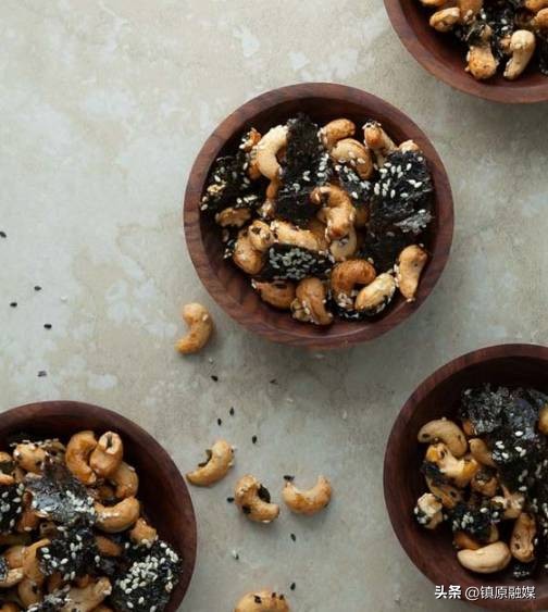 炒菜盐放多了怎么补救,炒菜盐放多了千万别加水加点它