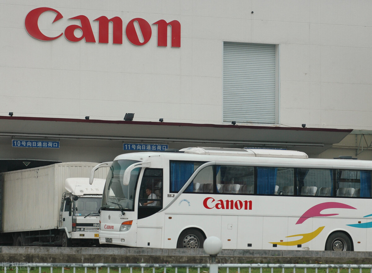 员工被裁获赔150万！佳能“恶意赔偿”背后，有你不知道的3个用意