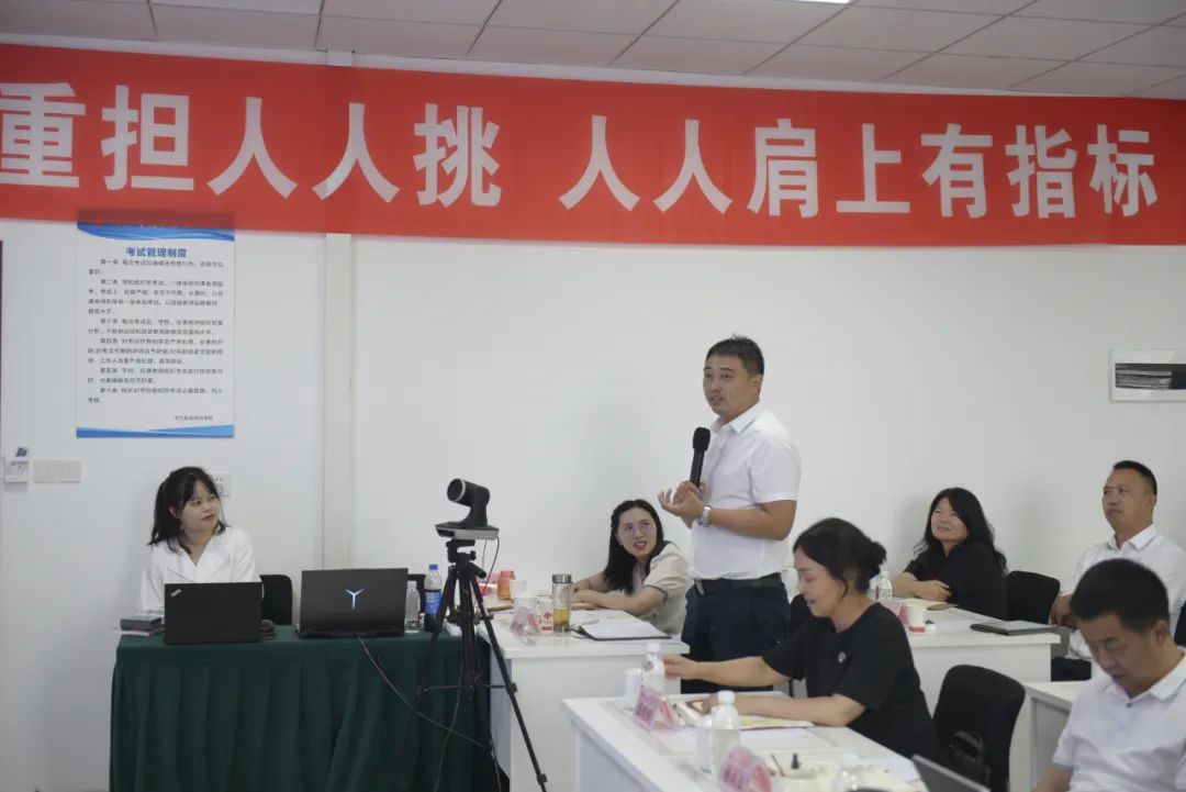 成就客户合作共赢,成就客户创造自我共赢未来