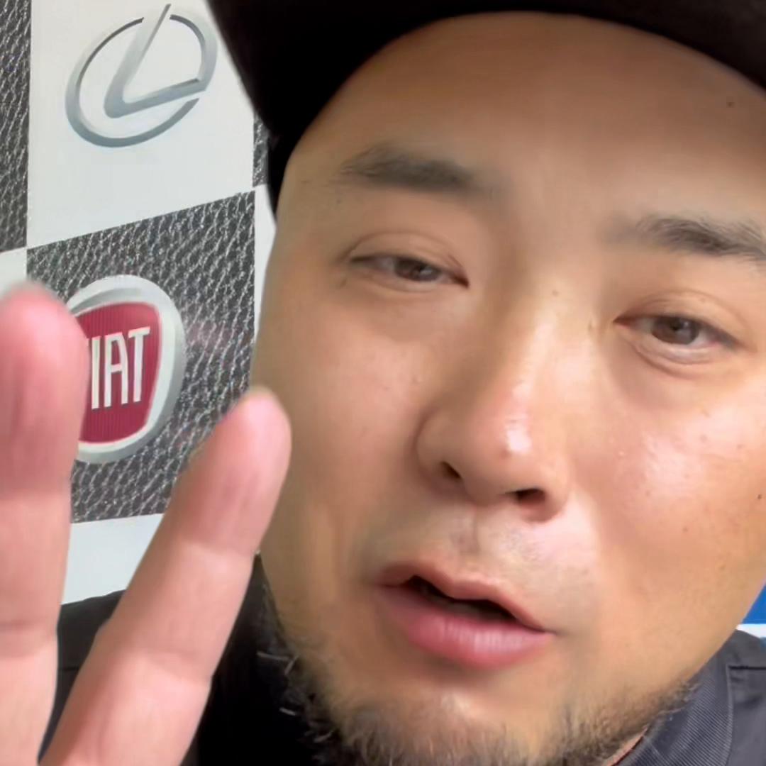 二手奔驰e怎么选2011,选择二手的奔驰e还是新款奔驰c