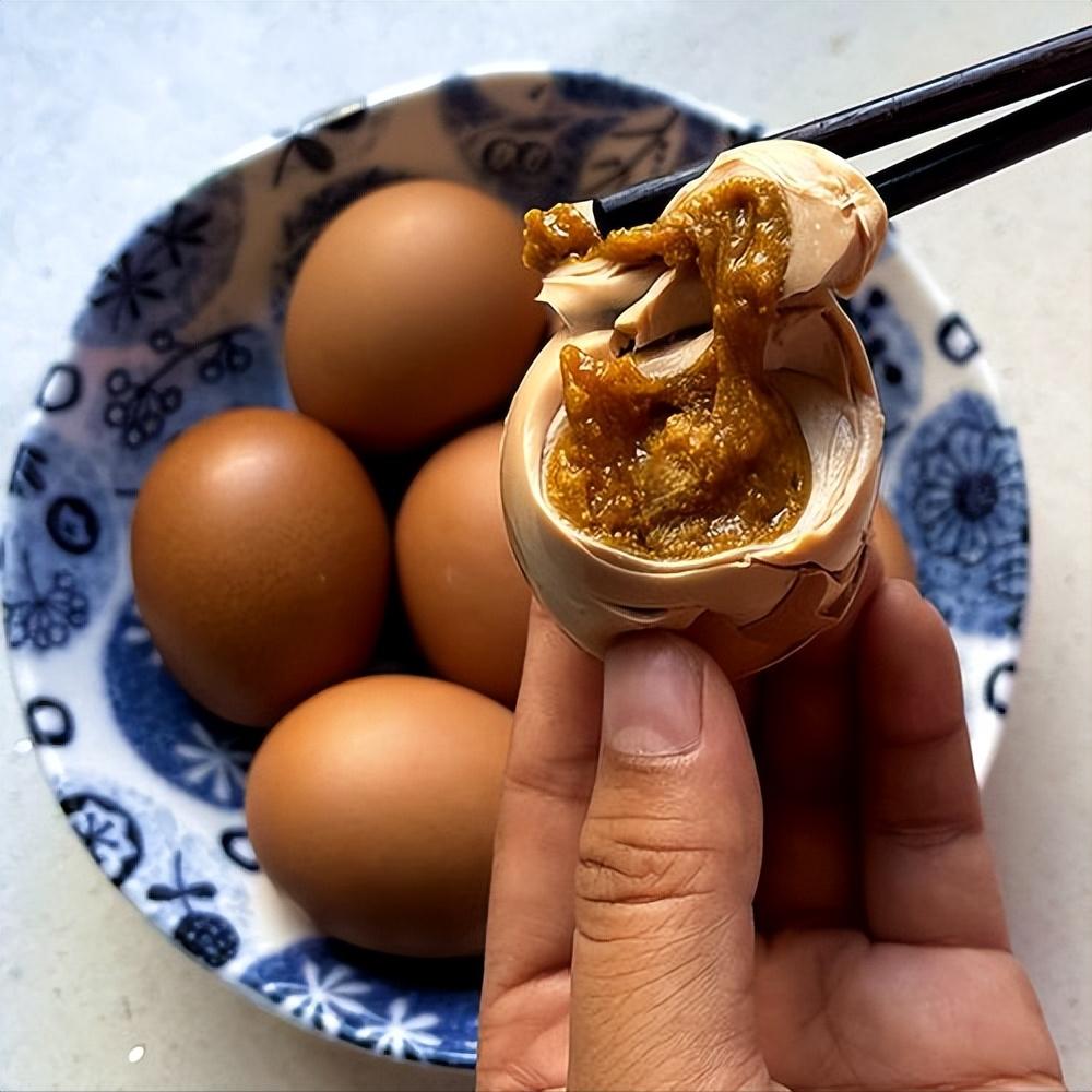 臭鸭蛋是哪个地方的特色美食,吃过鸭蛋