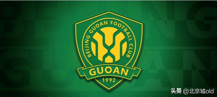 三位北京高中生，走进顺义国安基地，传承死磕精神，引起球迷热议