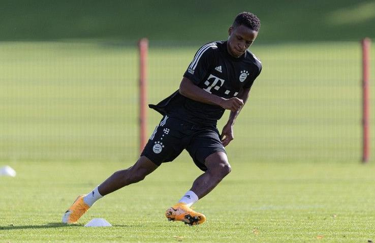 萨尔加盟拜仁是真的吗,萨尔转会热刺