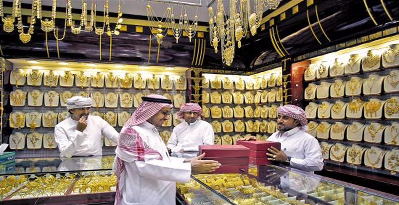 迪拜是怎么变成绿洲,迪拜从沙漠变成城市