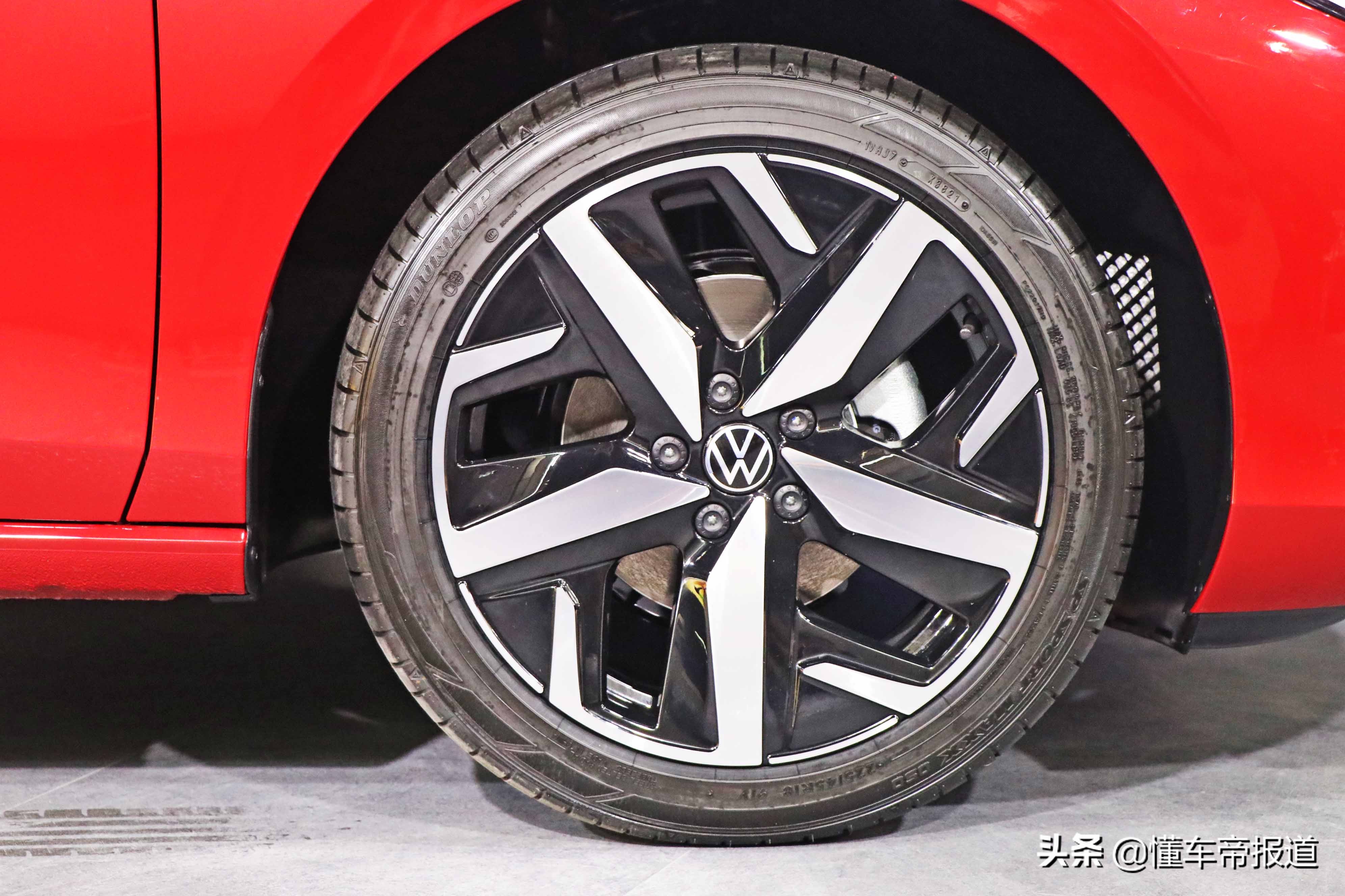 大众cc新款曝光,cc凌渡掀背式