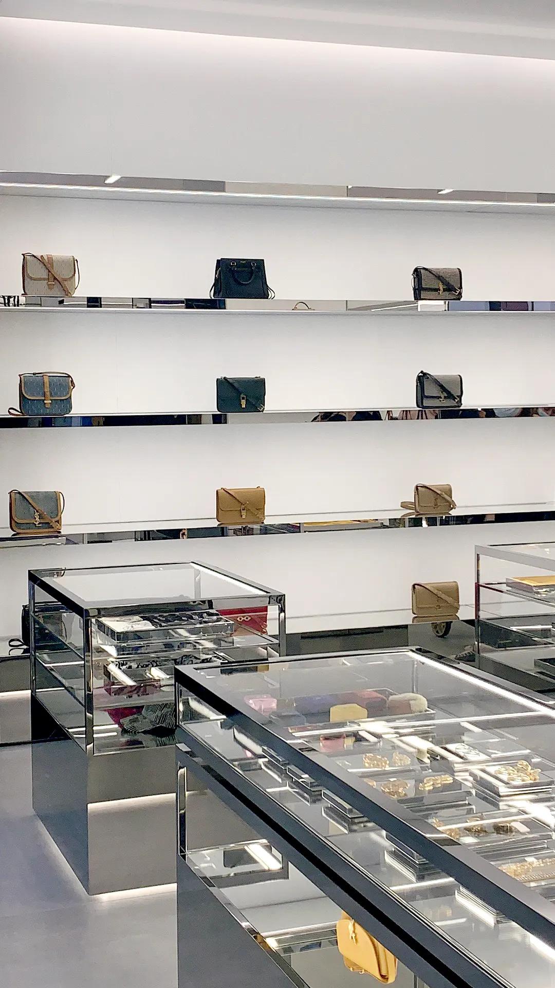 奥特莱斯折扣店上海ysl,上海奥特莱斯有ysl