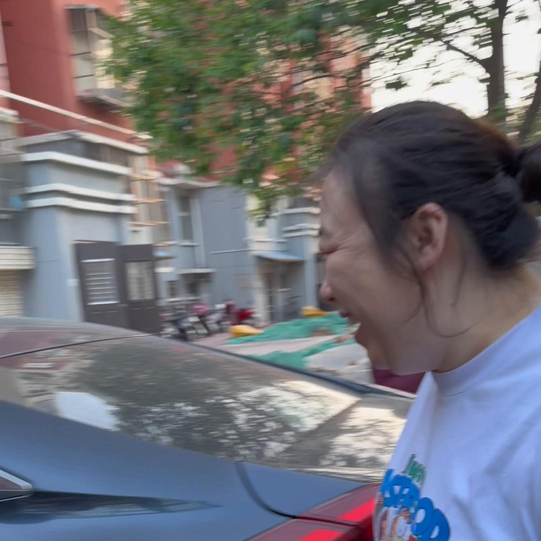 二姨好多年没来，这次回来我们就带她各种吃吃吃……但晚饭...