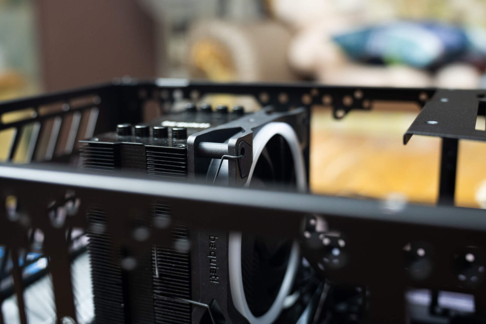 机械大师c28装4070ti用什么电源,机械大师c28机箱能装多大的水冷